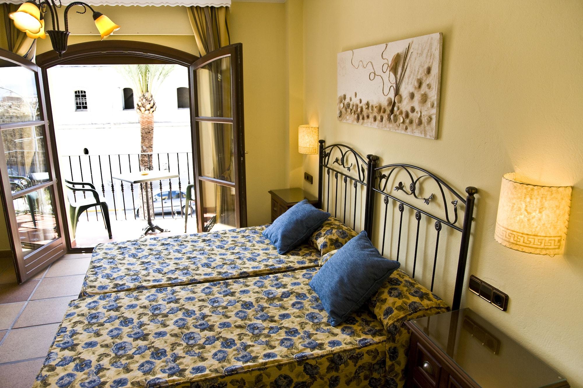 Hotel Avenida Playa Захара де лос Атунес Екстериор снимка